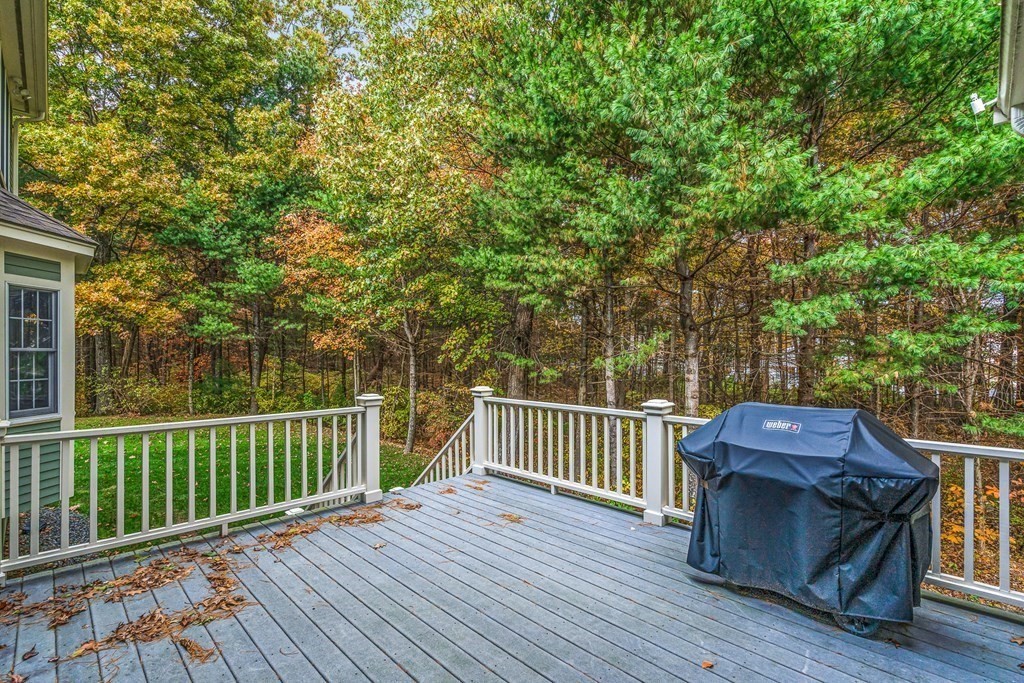 99 Thistle Road North Andover, MA 01845 - Photo 34 of 41 Gallery Image 34