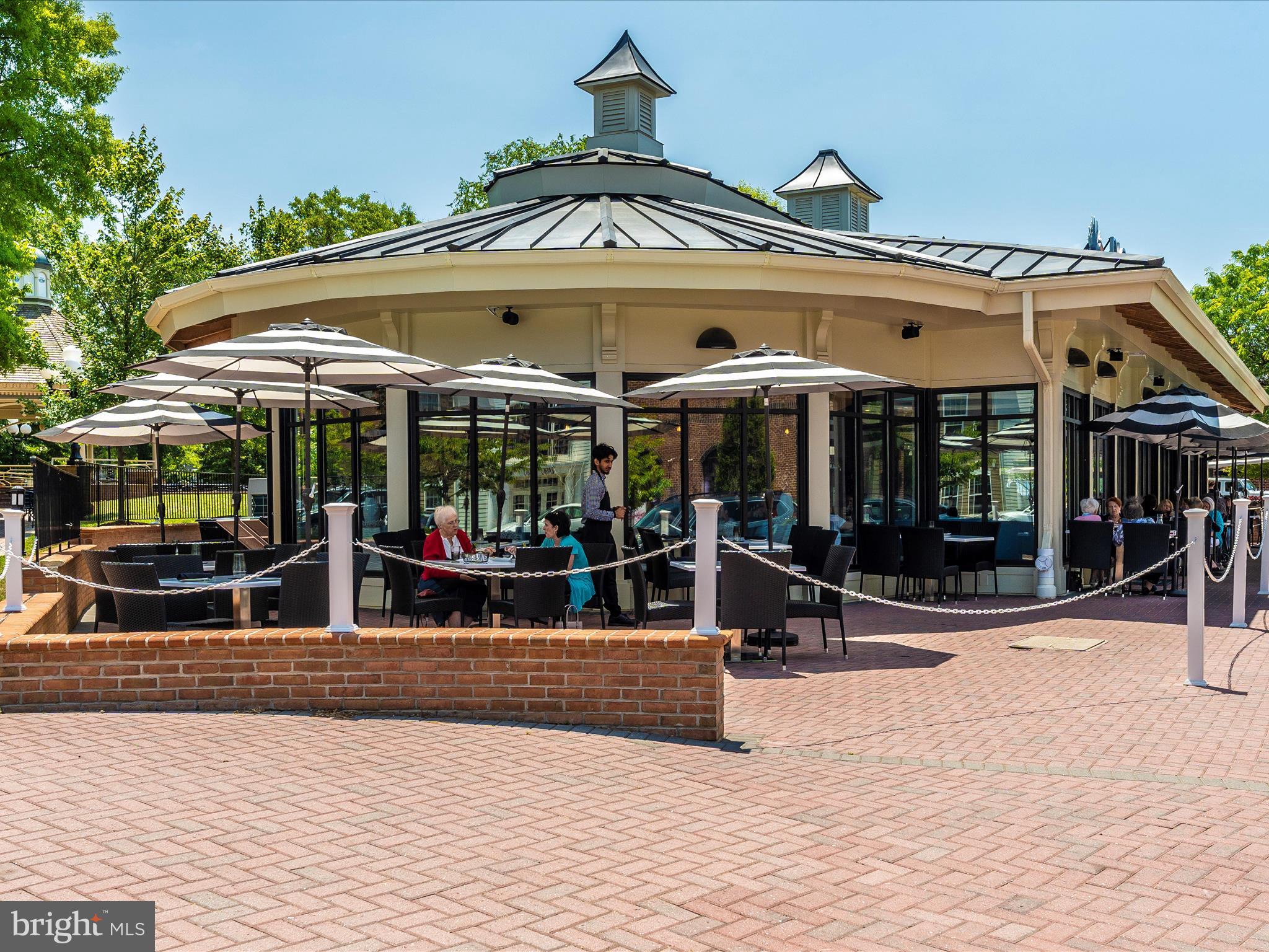 2202 Garden Lane Frederick, MD 21701 - Photo 58 of 61 Dining