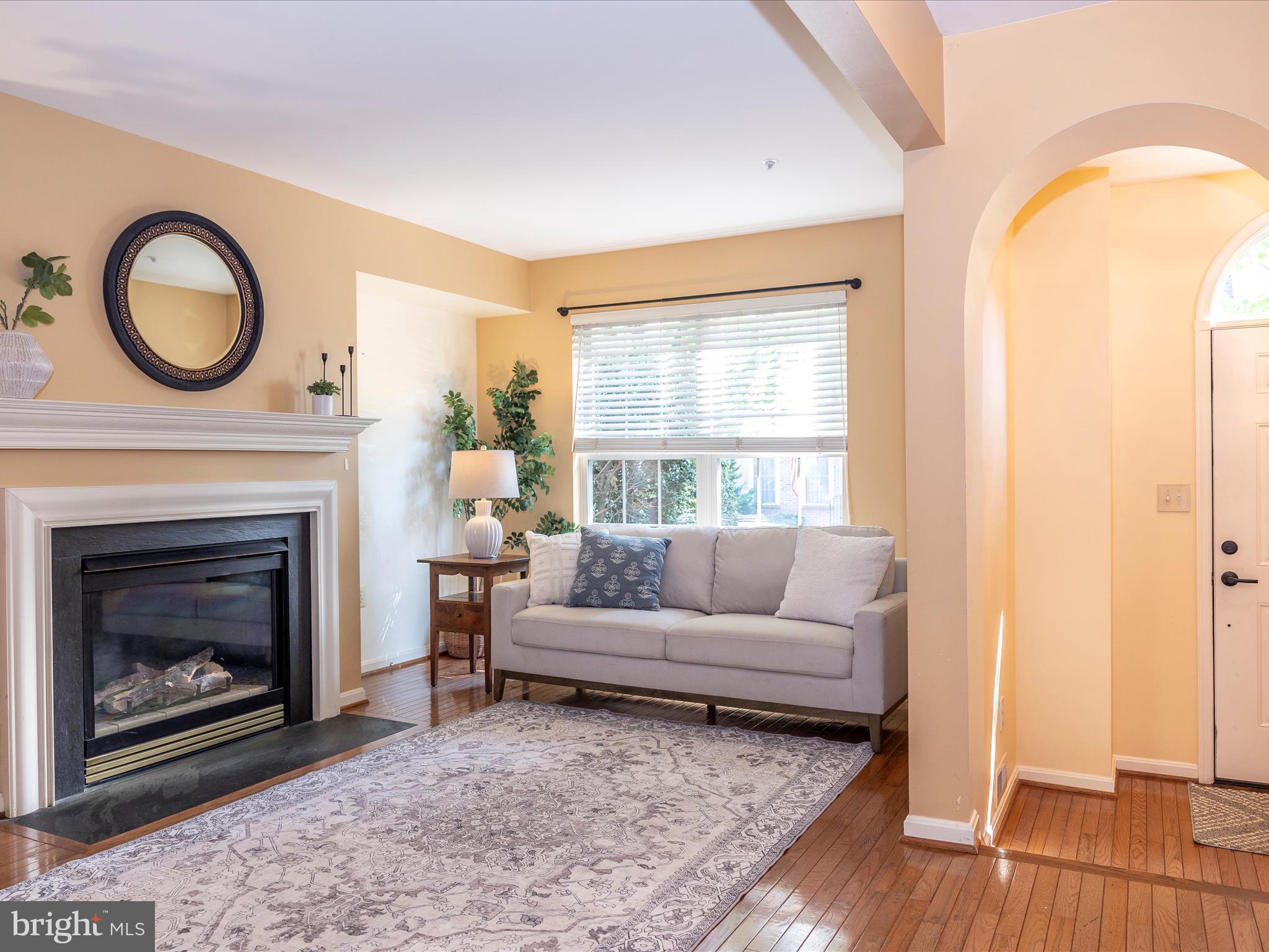 2202 Garden Lane Frederick, MD 21701 - Photo 6 of 61 Warm wood floors!
