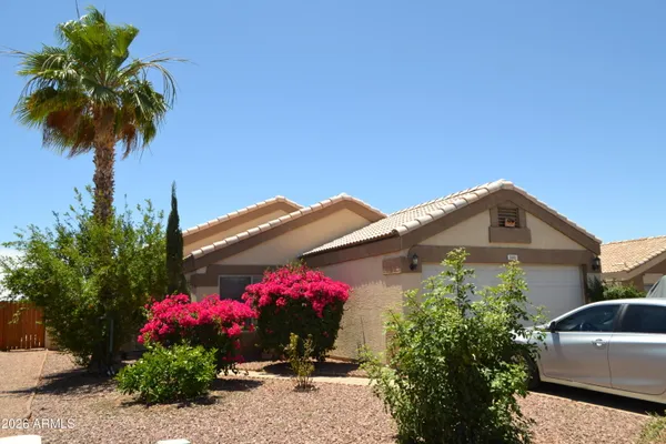 $2,295 | 1441 West Montebello Avenue, Apache Junction, AZ 85120