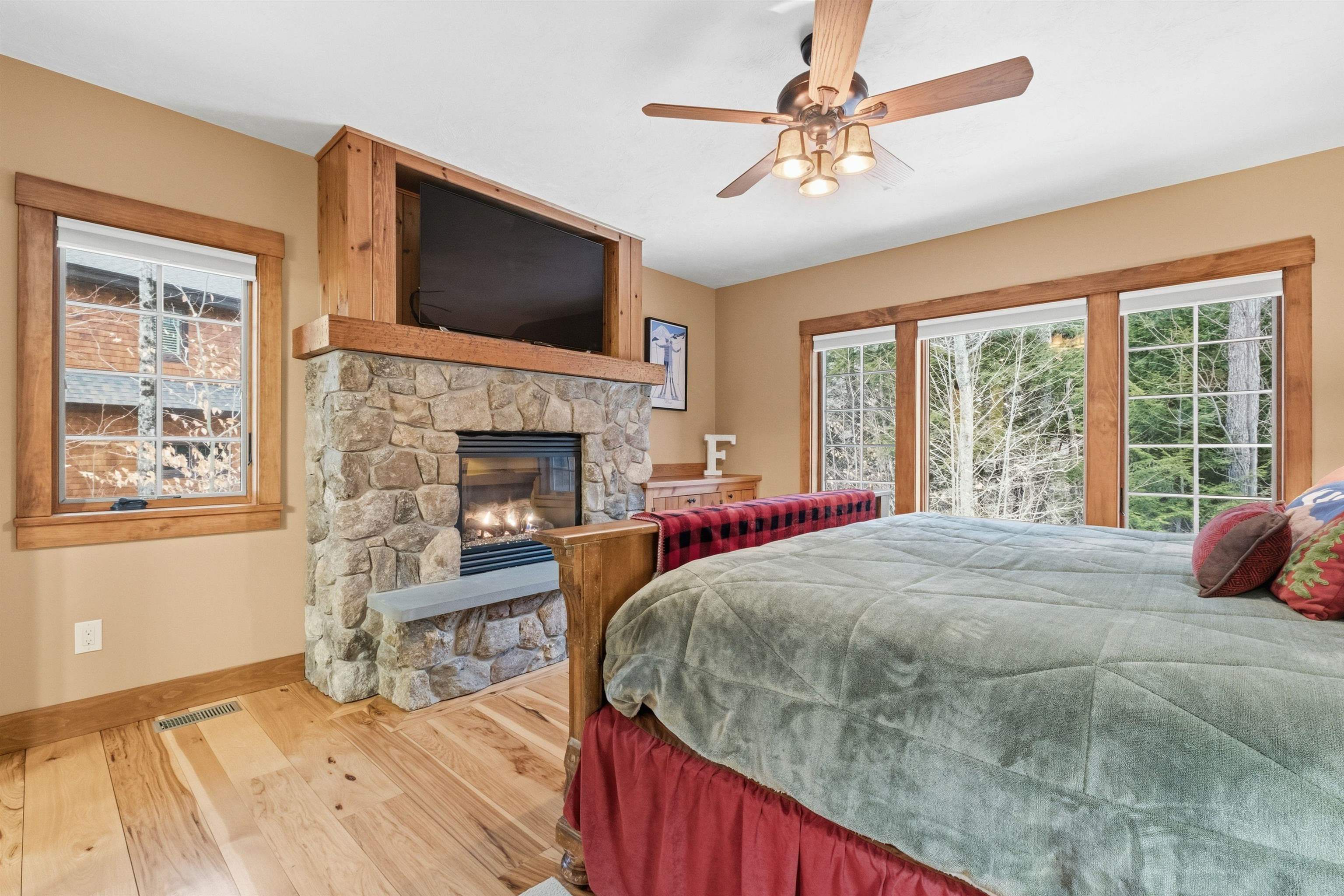 172 South Peak Road Lincoln, NH 03251 - Photo 17 of 58