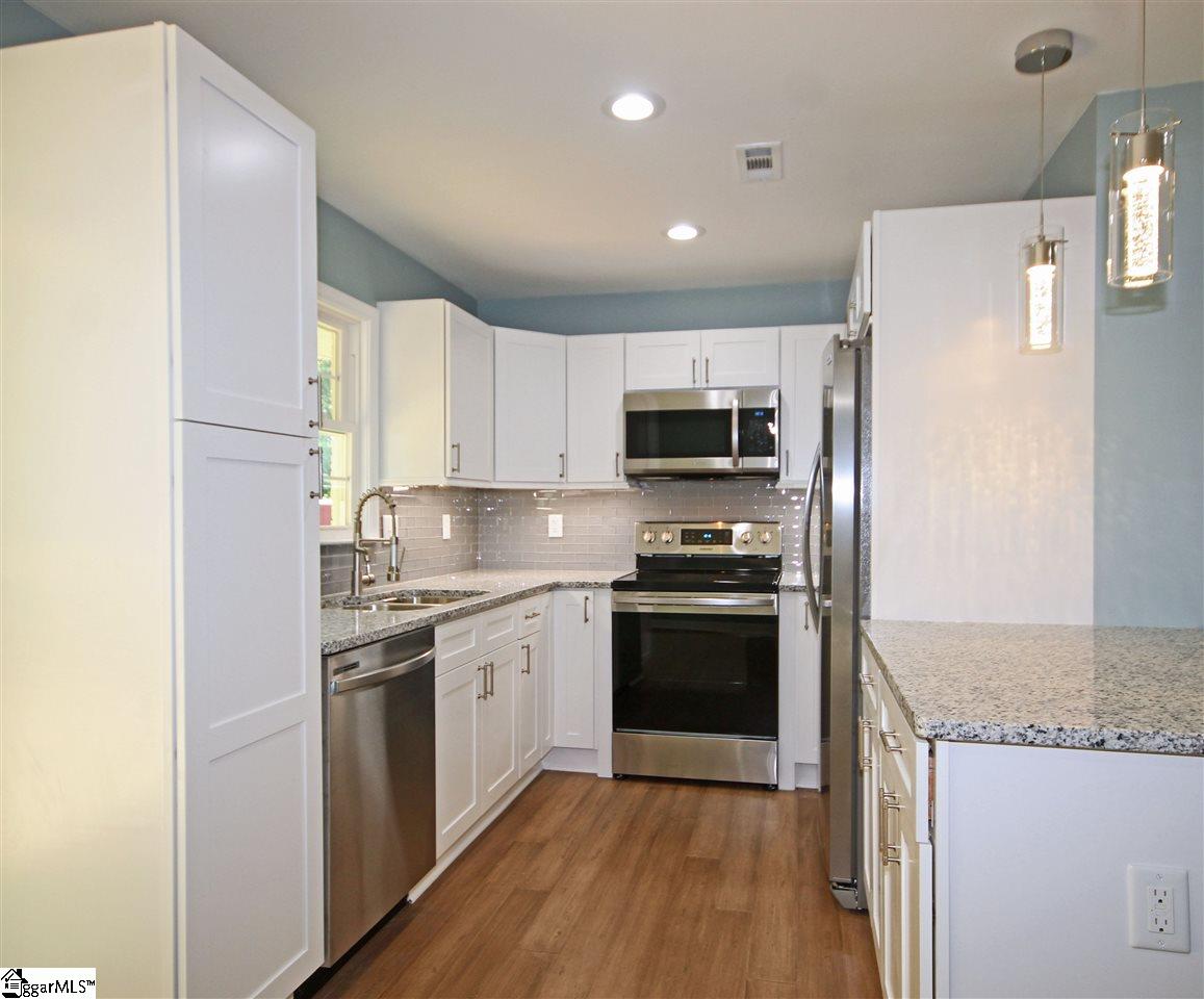 9 Queens Street Fountain Inn, SC 29644 - Photo 5 of 21 Gallery Image 5