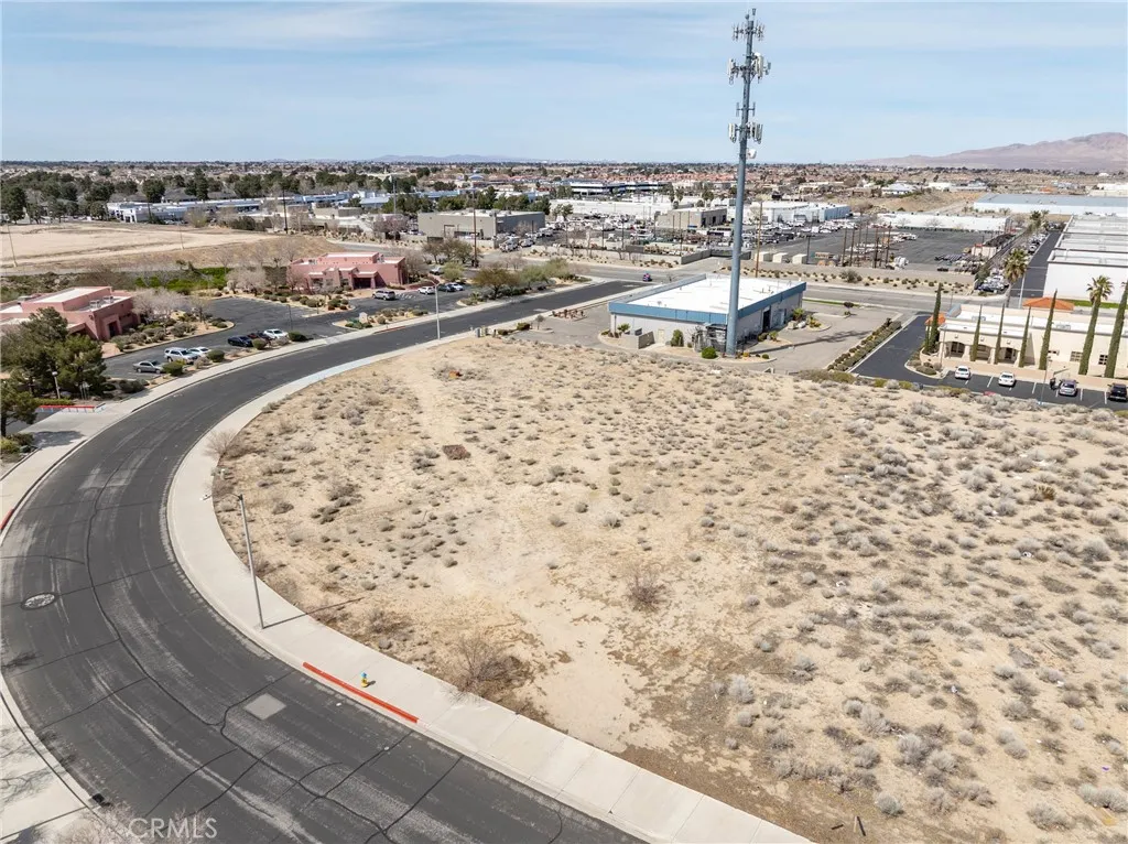 0 Yuma Yuma, AZ 85365 - Photo 9 of 25 an aerial view of a beach