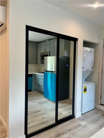 $1,900 | 20757 Clark Street, Woodland Hills, CA 91367