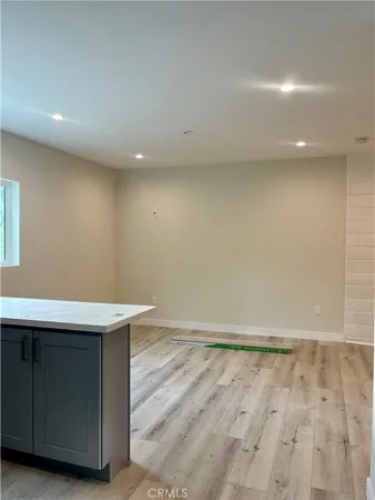 $1,900 | 20757 Clark Street, Woodland Hills, CA 91367