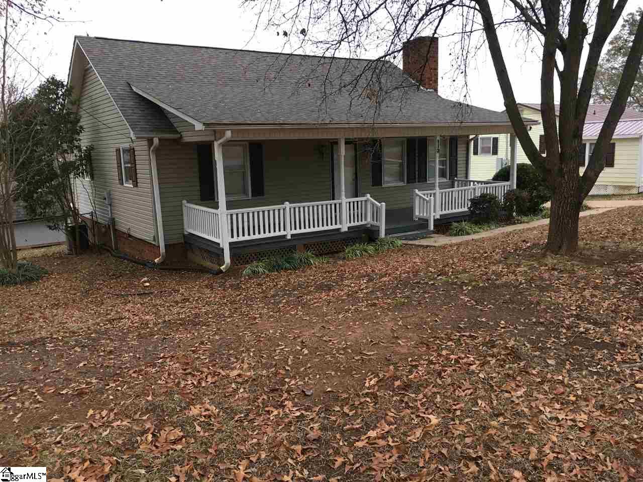 113 Lakeview Drive Inman, SC 29349 - Photo 1 of 15 Gallery Image 1