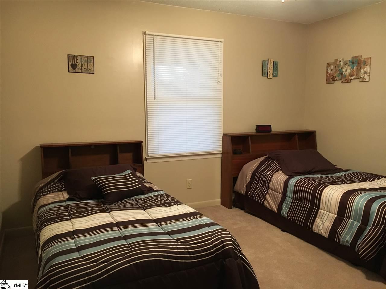 113 Lakeview Drive Inman, SC 29349 - Photo 9 of 15 Gallery Image 9