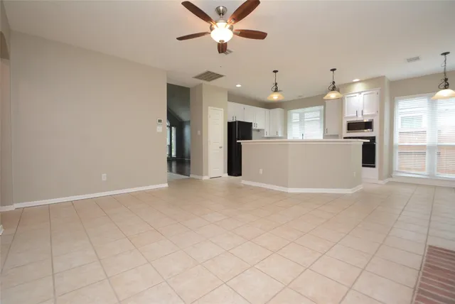 $2,500 | 5327 Willow Knoll Court, Houston, TX 77345