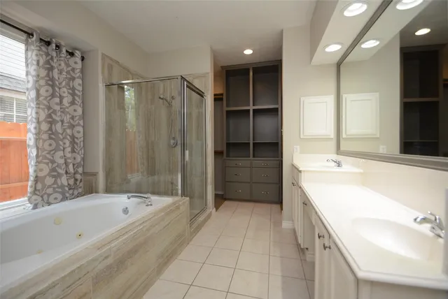 $2,500 | 5327 Willow Knoll Court, Houston, TX 77345