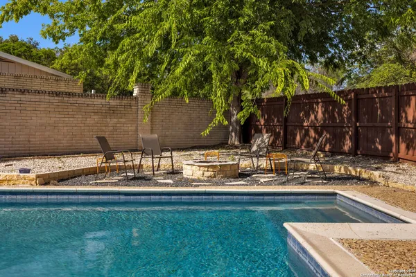 $489,000 | 103 Shalimar Drive, Castle Hills, TX 78213