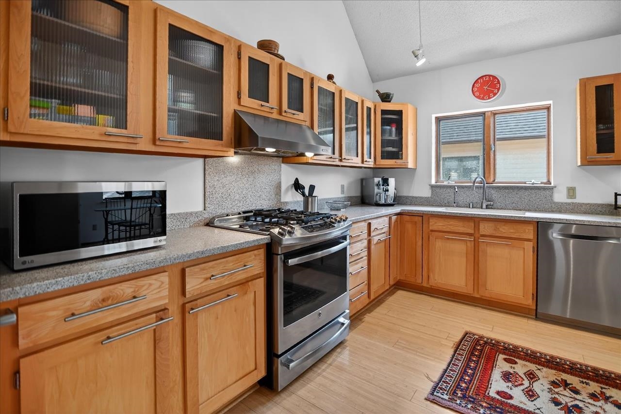 14 North Allen Street Madison, WI 53726 - Photo 11 of 47
