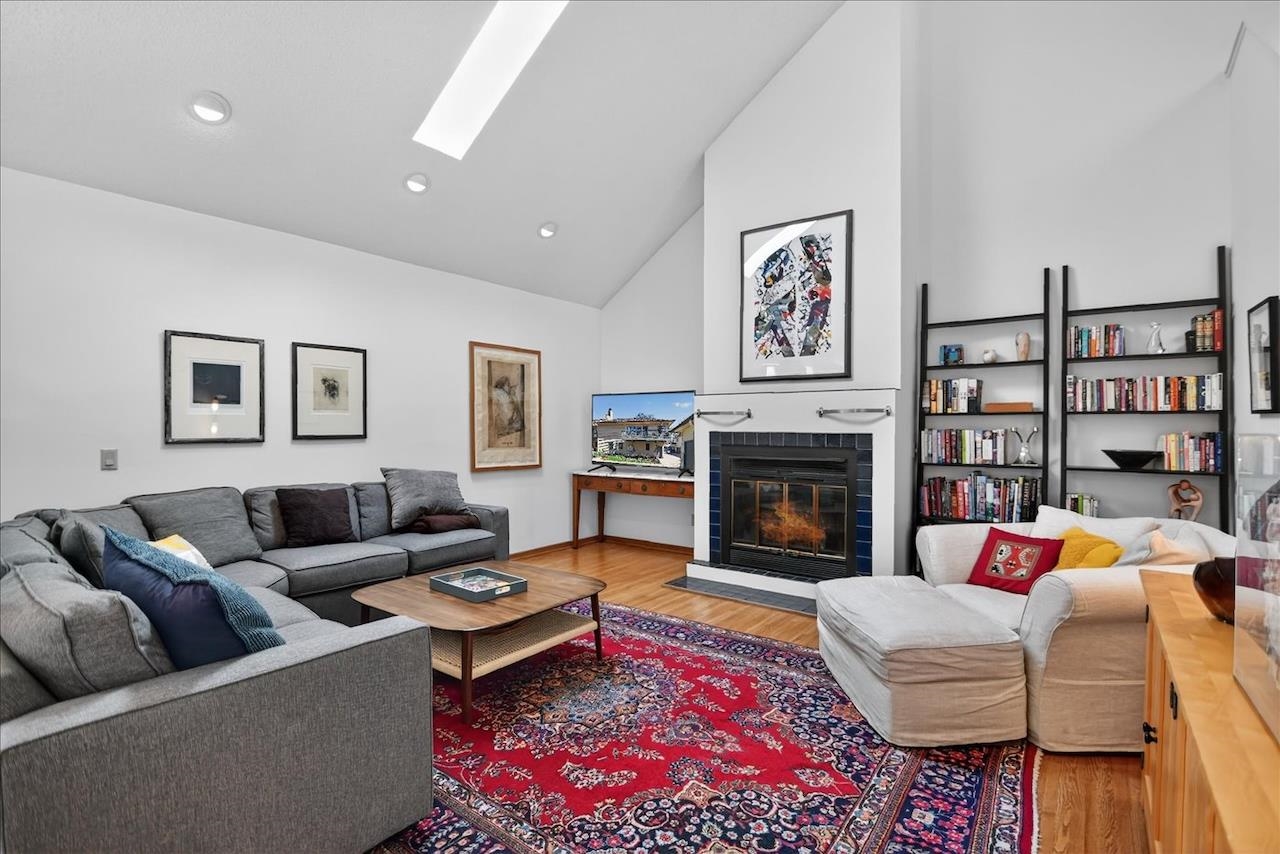 14 North Allen Street Madison, WI 53726 - Photo 4 of 47