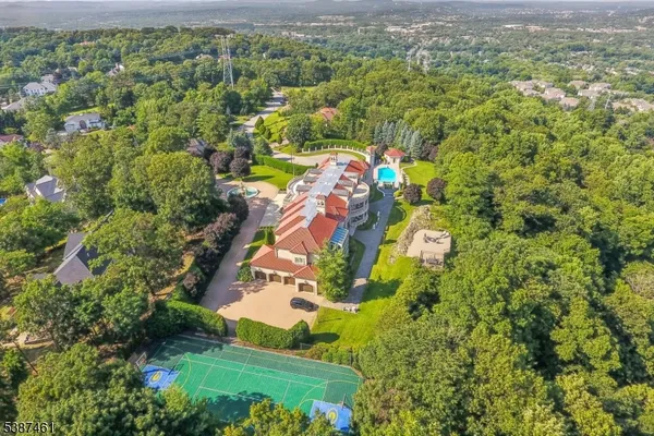 $7,200,000 | 50 Laura Drive, Cedar Grove, NJ 07009