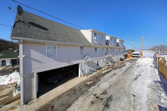 $3,000 | 60 Matthew Street, Unit 1, Highlands, NJ 07732