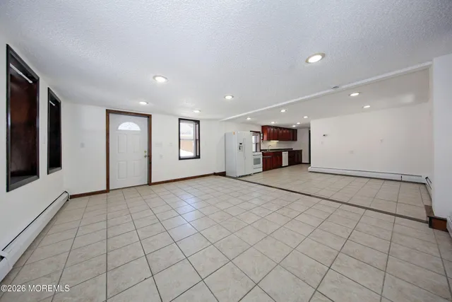 $3,000 | 60 Matthew Street, Unit 1, Highlands, NJ 07732