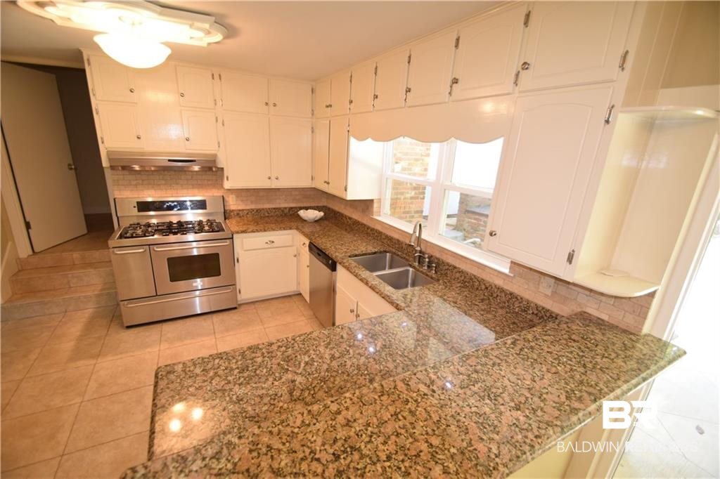 607 Tuthill Lane Mobile, AL 36608 - Photo 7 of 25