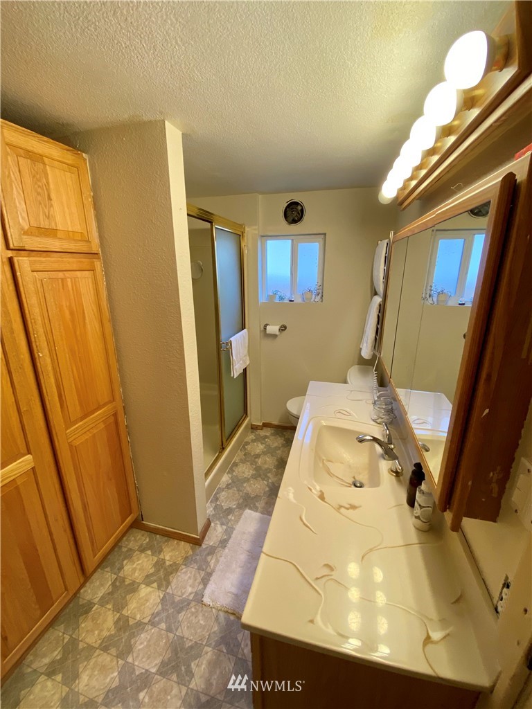 1290 East Island View Road Grapeview, WA 98546 - Photo 25 of 27 Gallery Image 25