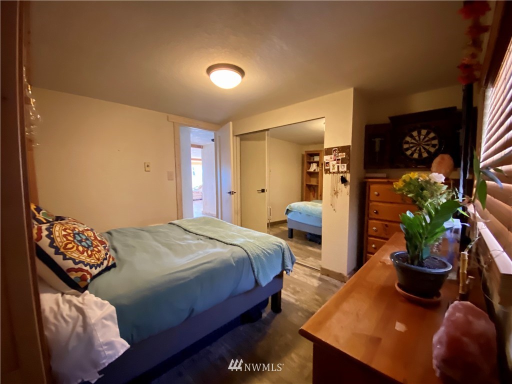 1290 East Island View Road Grapeview, WA 98546 - Photo 26 of 27 Gallery Image 26