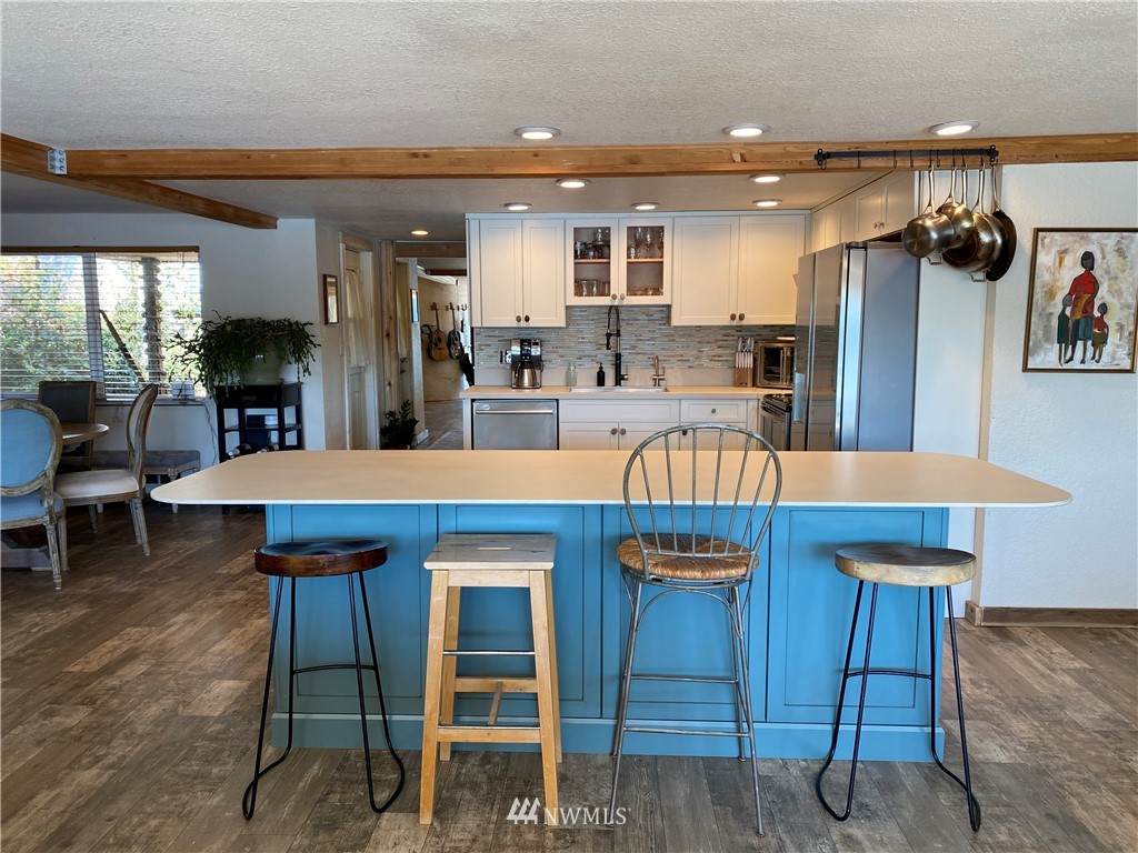 1290 East Island View Road Grapeview, WA 98546 - Photo 10 of 27 Gallery Image 10