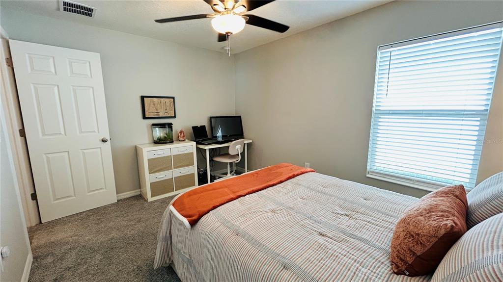 9475 Oakleaf Hammock Place Seffner, FL 33584 - Photo 15 of 29