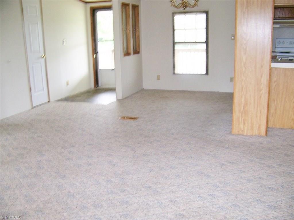 114 Cedar Ridge Road Mount Airy, NC 27030 - Photo 4 of 16 Gallery Image 4