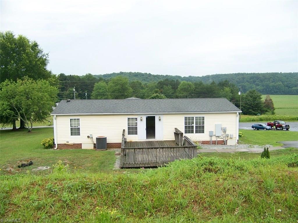 114 Cedar Ridge Road Mount Airy, NC 27030 - Photo 9 of 16 Gallery Image 9