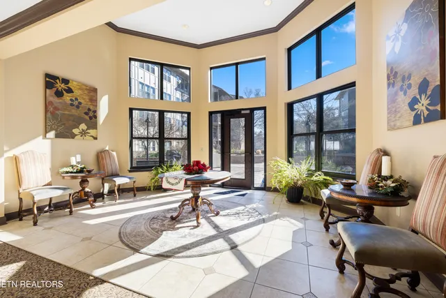 $580,000 | 445 West Blount Avenue, Unit 325, Knoxville, TN 37920