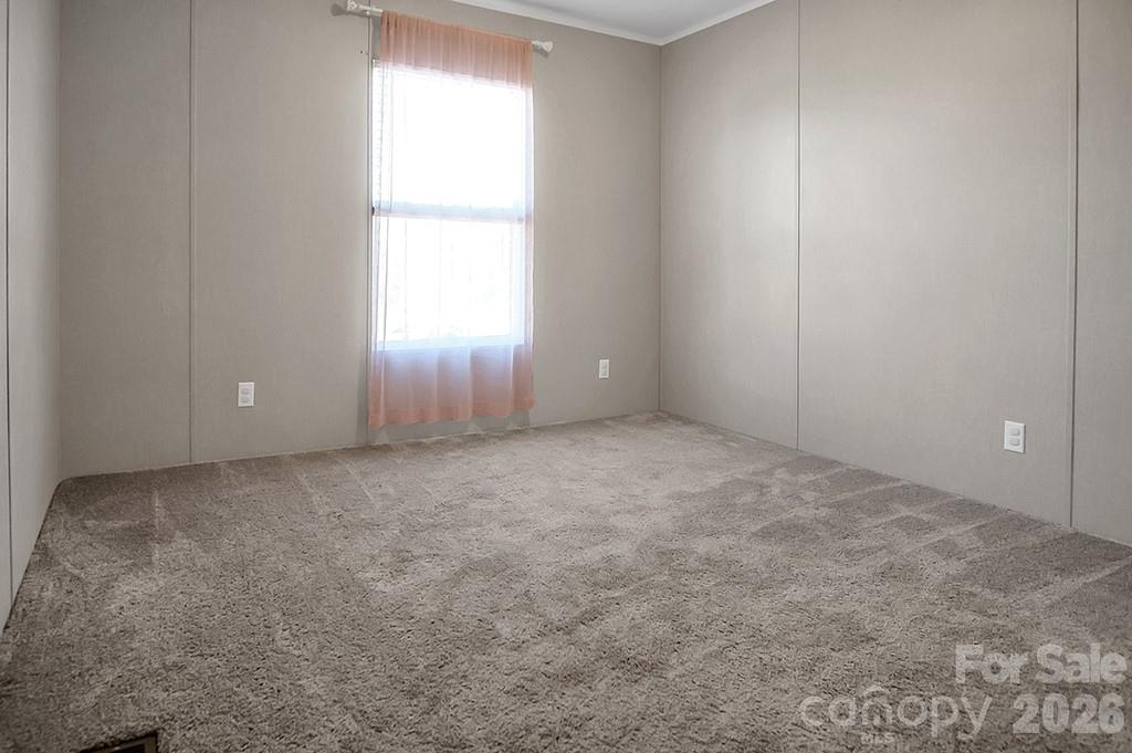 101 Park Lane Grover, NC 28073 - Photo 16 of 28 a view of an empty room and window