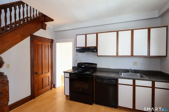 $1,600 | 24 Fairview Street, Unit A, Portland, CT 06480