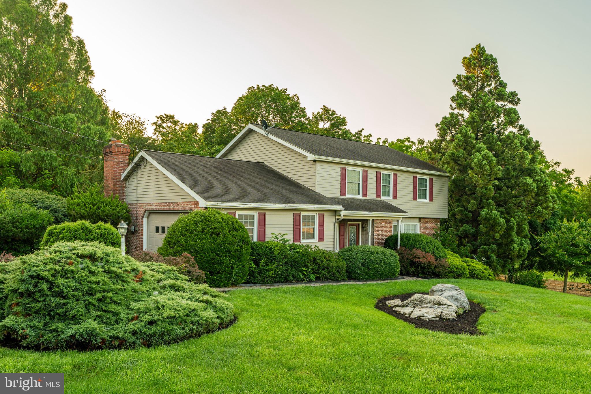 1505 Clay Road Lititz, PA 17543 - Photo 8 of 70