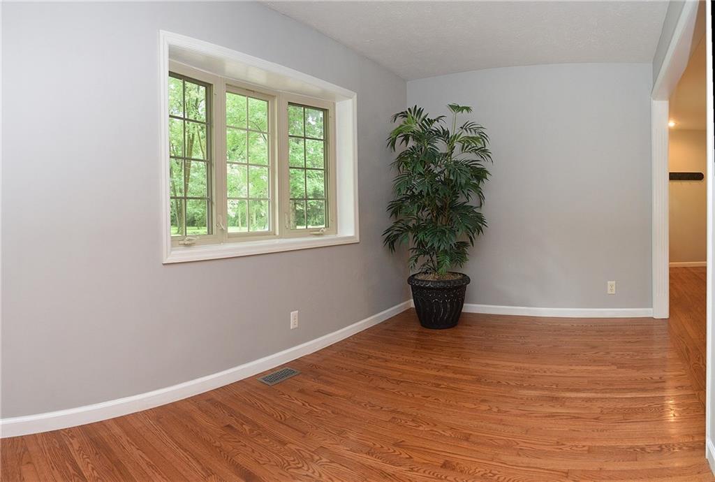 6398 Clydes Road Indianapolis, IN 46268 - Photo 23 of 40 Gallery Image 23