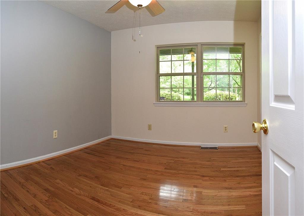 6398 Clydes Road Indianapolis, IN 46268 - Photo 30 of 40 Gallery Image 30