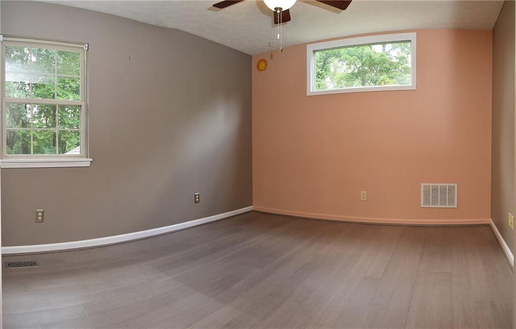 6398 Clydes Road Indianapolis, IN 46268 - Photo 32 of 40 Gallery Image 32