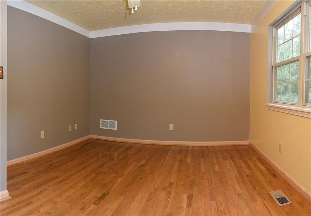 6398 Clydes Road Indianapolis, IN 46268 - Photo 33 of 40 Gallery Image 33