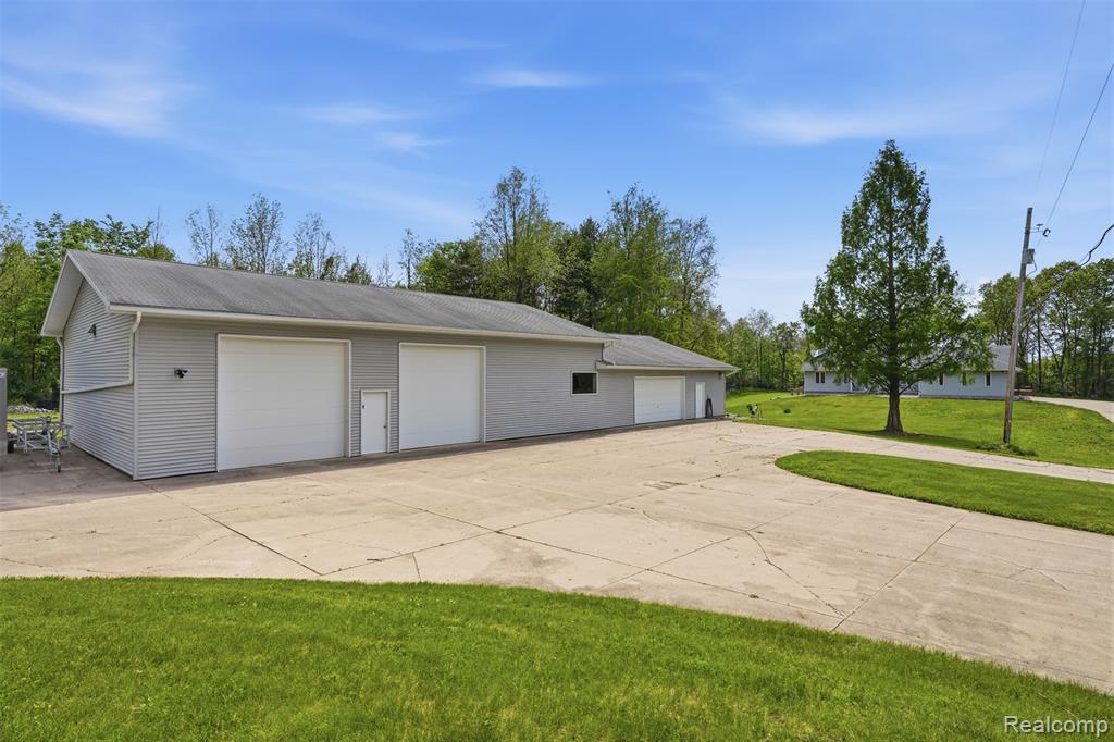 13158 Wood Road Bath, MI 48808 - Photo 53 of 72