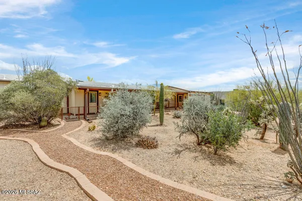 $369,900 | 2201 South Diamond Bar Lane, Tucson, AZ 85713