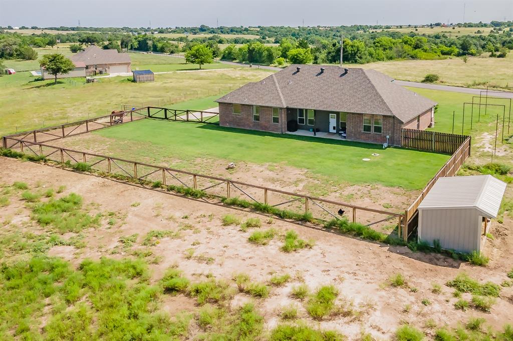 2230 County Road 2360 Decatur, TX 76234 - Photo 4 of 40