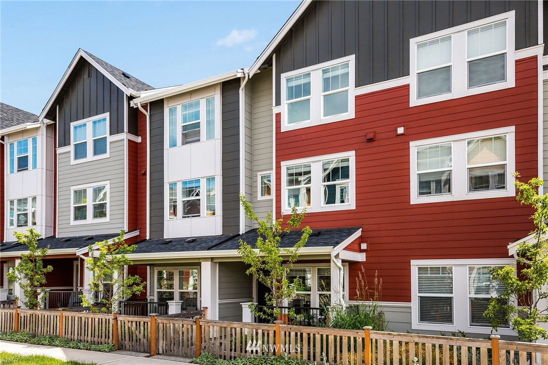 3300 Southwest Graham Street, Unit 202 Seattle, WA 98126 - Photo 1 of 40 Gallery Image 1