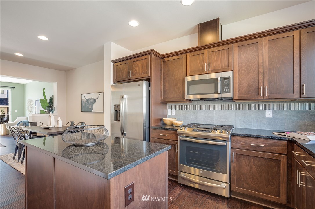 3300 Southwest Graham Street, Unit 202 Seattle, WA 98126 - Photo 14 of 40 Gallery Image 14