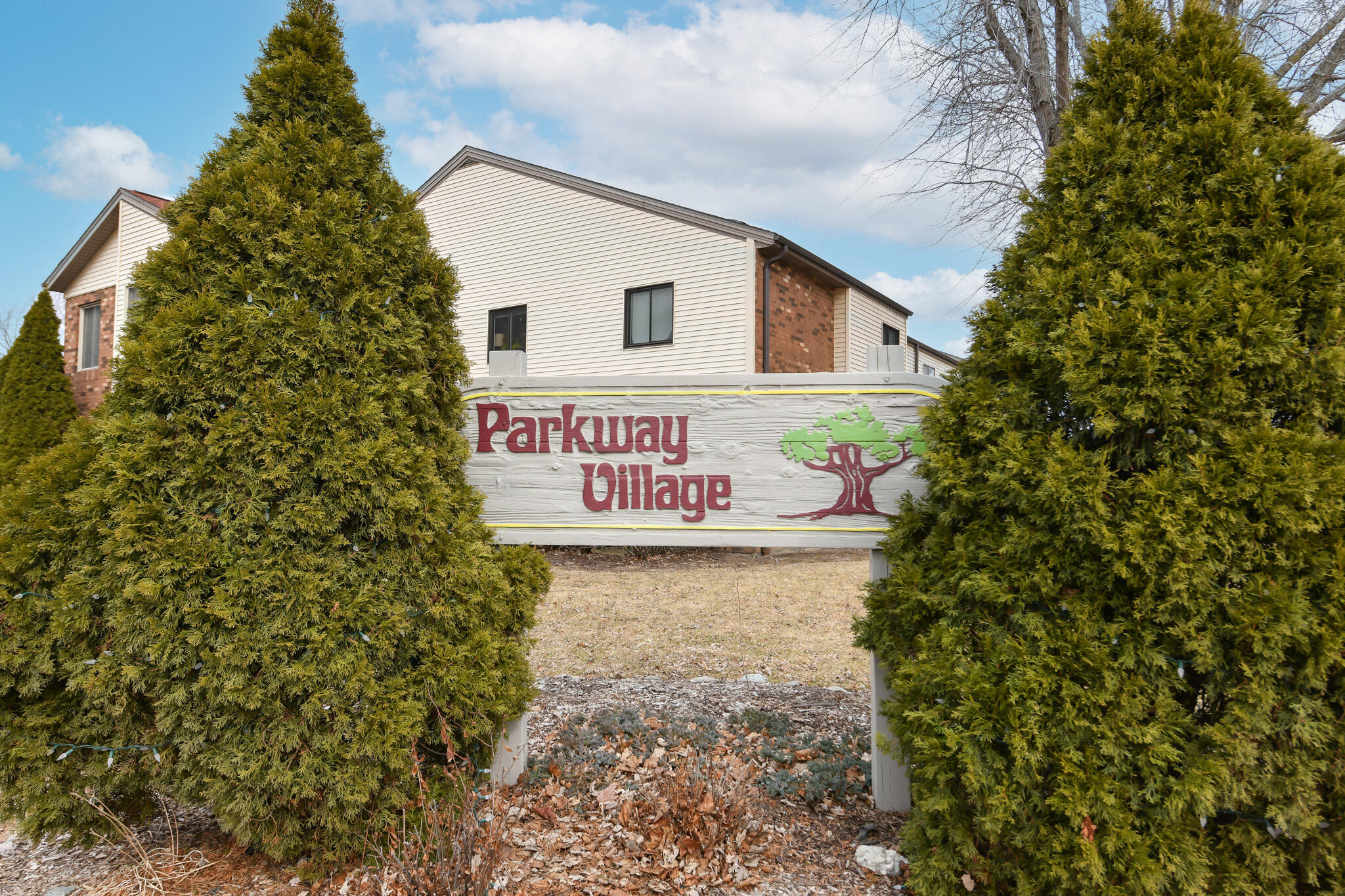 9632 West Bradley Road Milwaukee, WI 53224 - Photo 24 of 25 Parkway Village