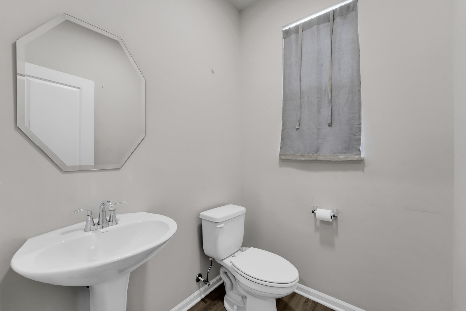 1200 Draper Road McHenry, IL 60050 - Photo 18 of 29