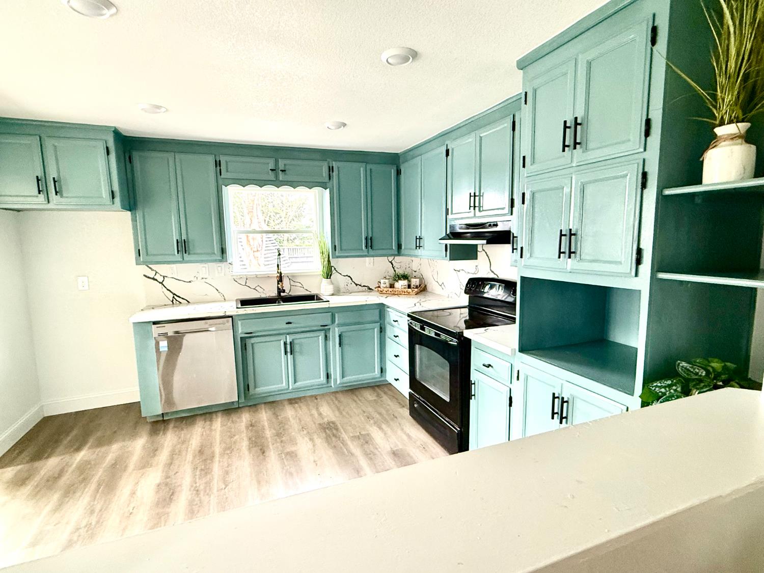 18397 Highway 88 Clements, CA 95227 - Photo 21 of 33