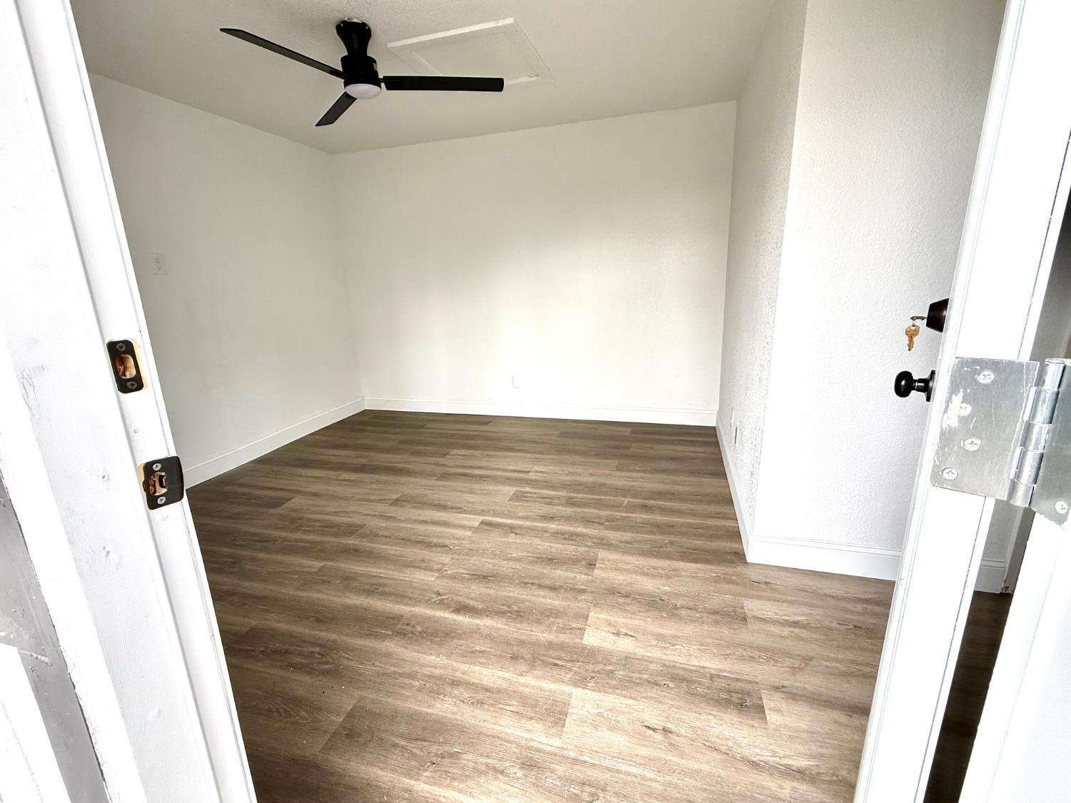 18397 Highway 88 Clements, CA 95227 - Photo 26 of 33