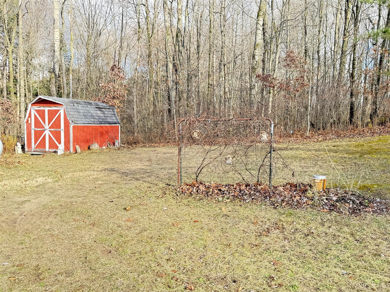 7607 5 Mile Road Hesperia, MI 49421 - Photo 9 of 12 Gallery Image 9