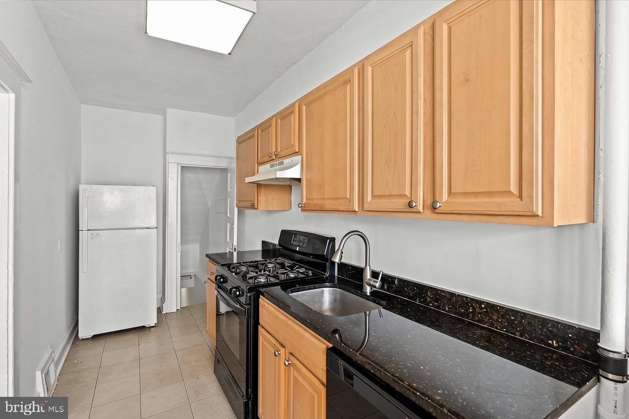 3538 T Street Northwest Washington, DC 20007 - Photo 7 of 36 Kitchen
