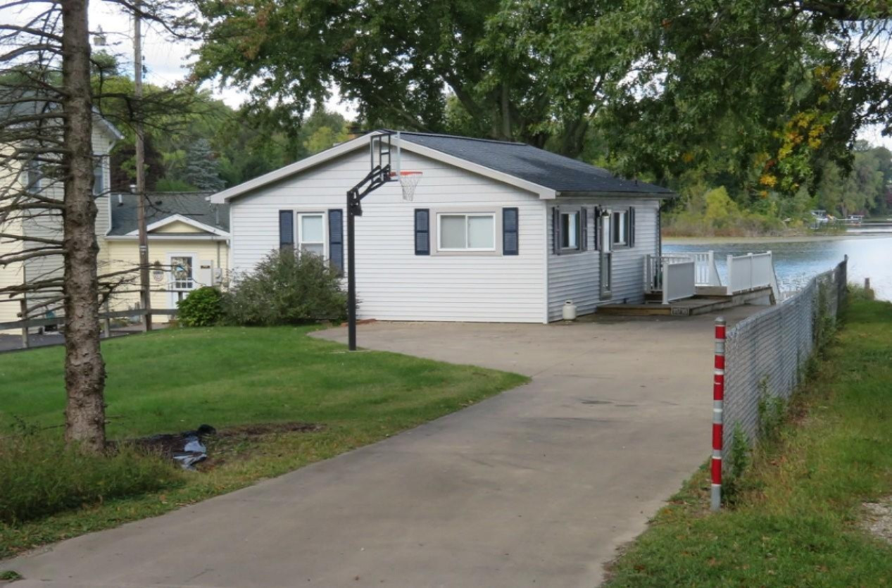 11716 Coon Hollow Road Three Rivers, MI 49093 - Photo 2 of 25 Exterior