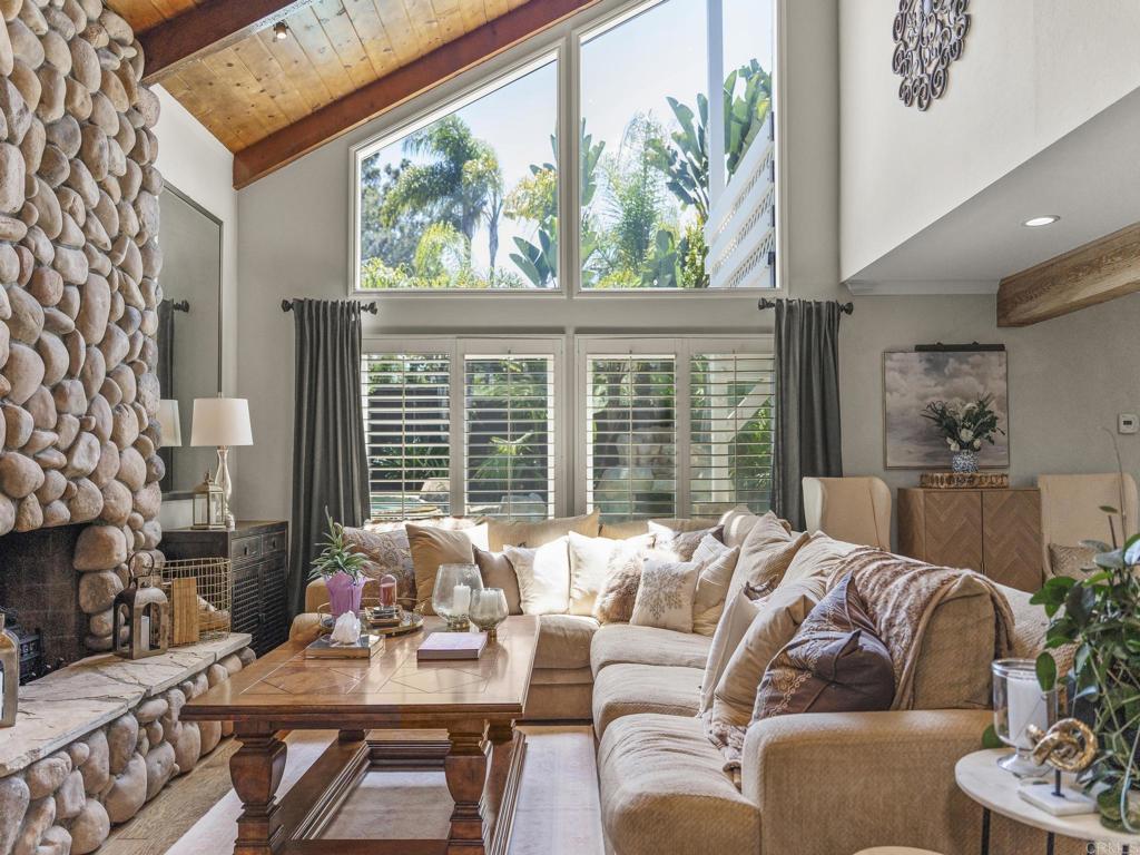 365 Shore View Lane Encinitas, CA 92024 - Photo 9 of 70