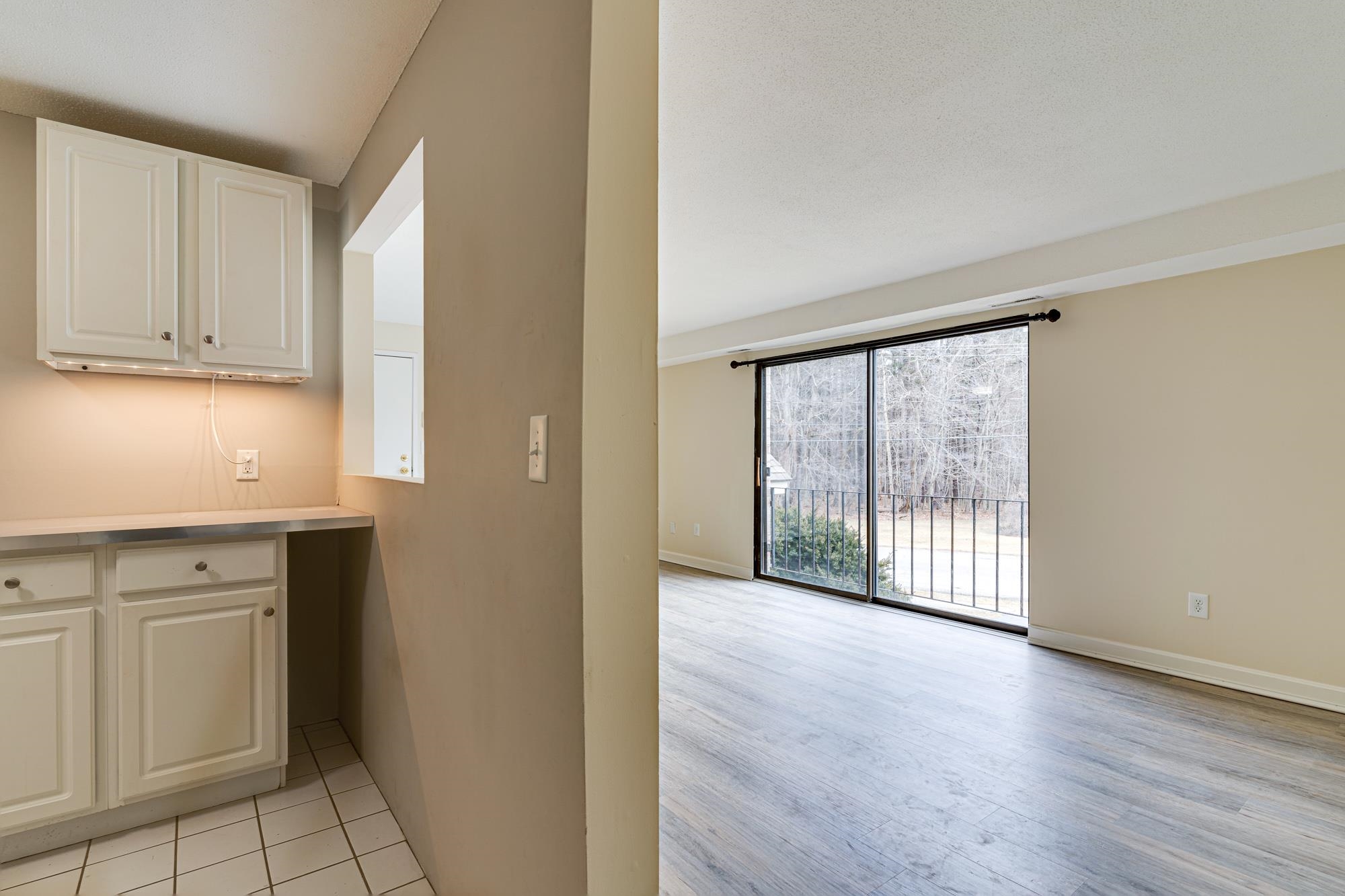 3 Brookside Drive, Unit 5 Exeter, NH 03833 - Photo 6 of 20 Gallery Image 6
