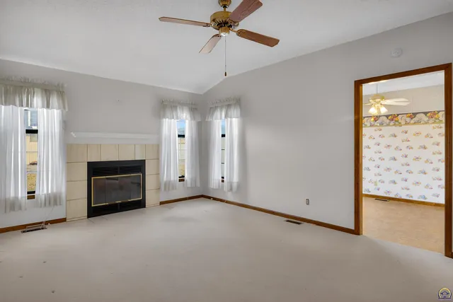 $216,900 | 5650 Southwest Barrington Court North, Unit A), Topeka, KS 66614