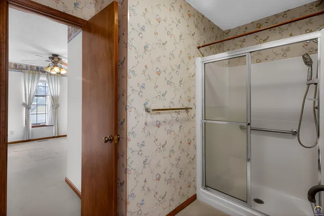 $216,900 | 5650 Southwest Barrington Court North, Unit A), Topeka, KS 66614